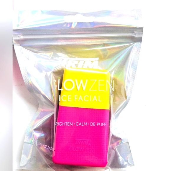 NWT TRIM GLOWZEN ICE FACIAL SILICONE ICE MOLD! - Picture 1 of 7